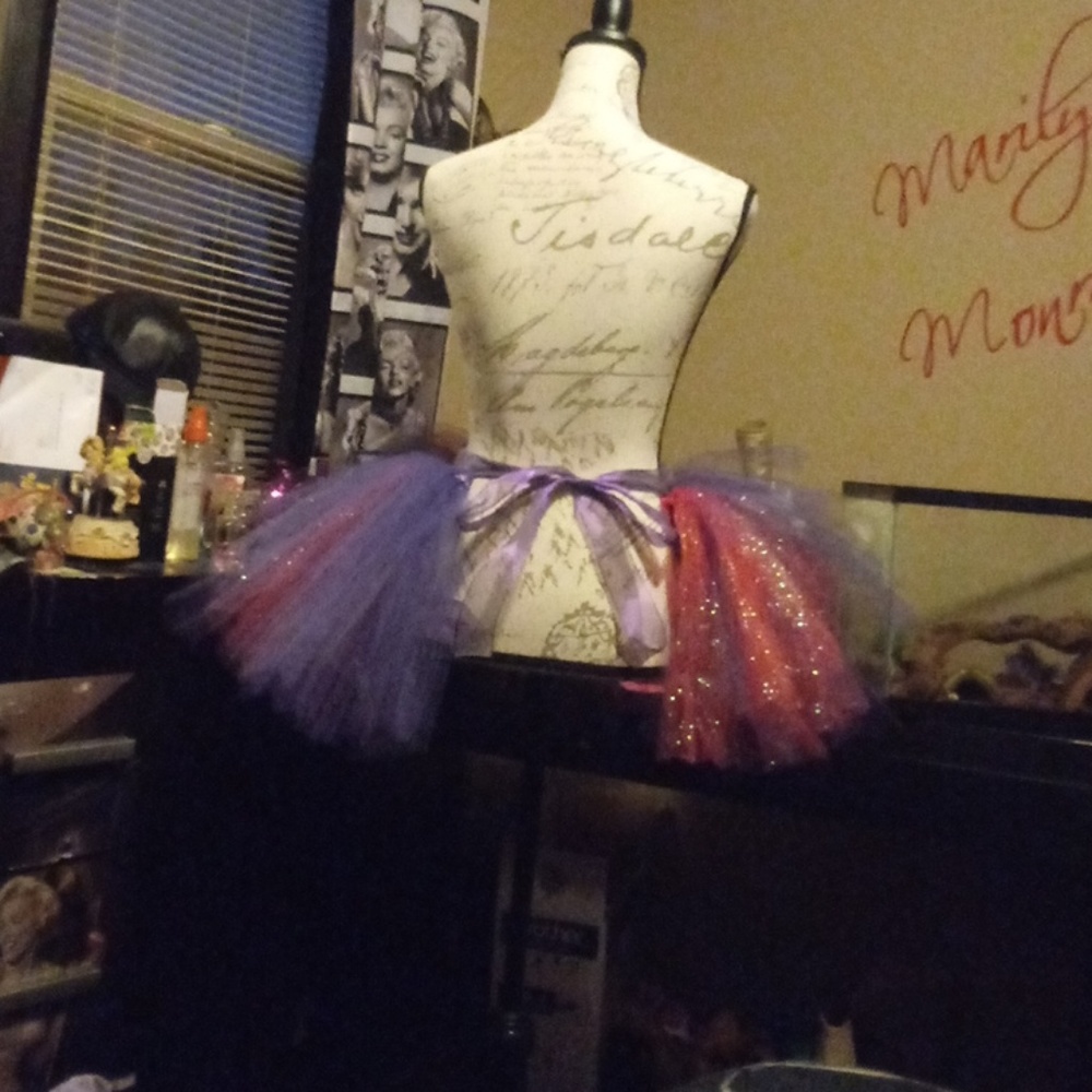 Tutu - Picture 2 of 2